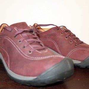 Women Keen Sneakers Size 10 Presido